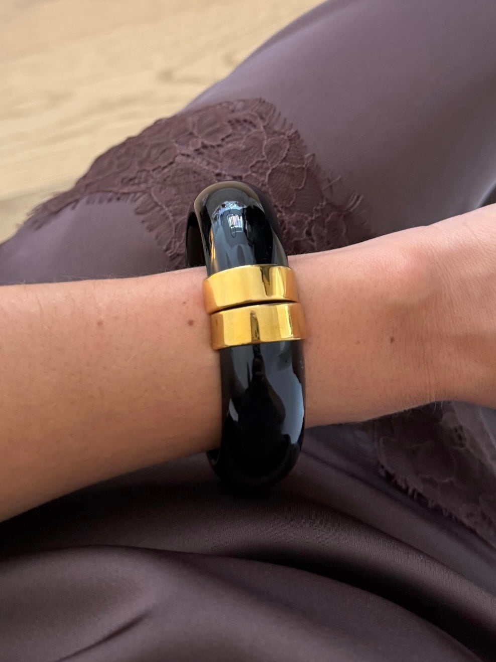 CHUNKY ONYX CUFF