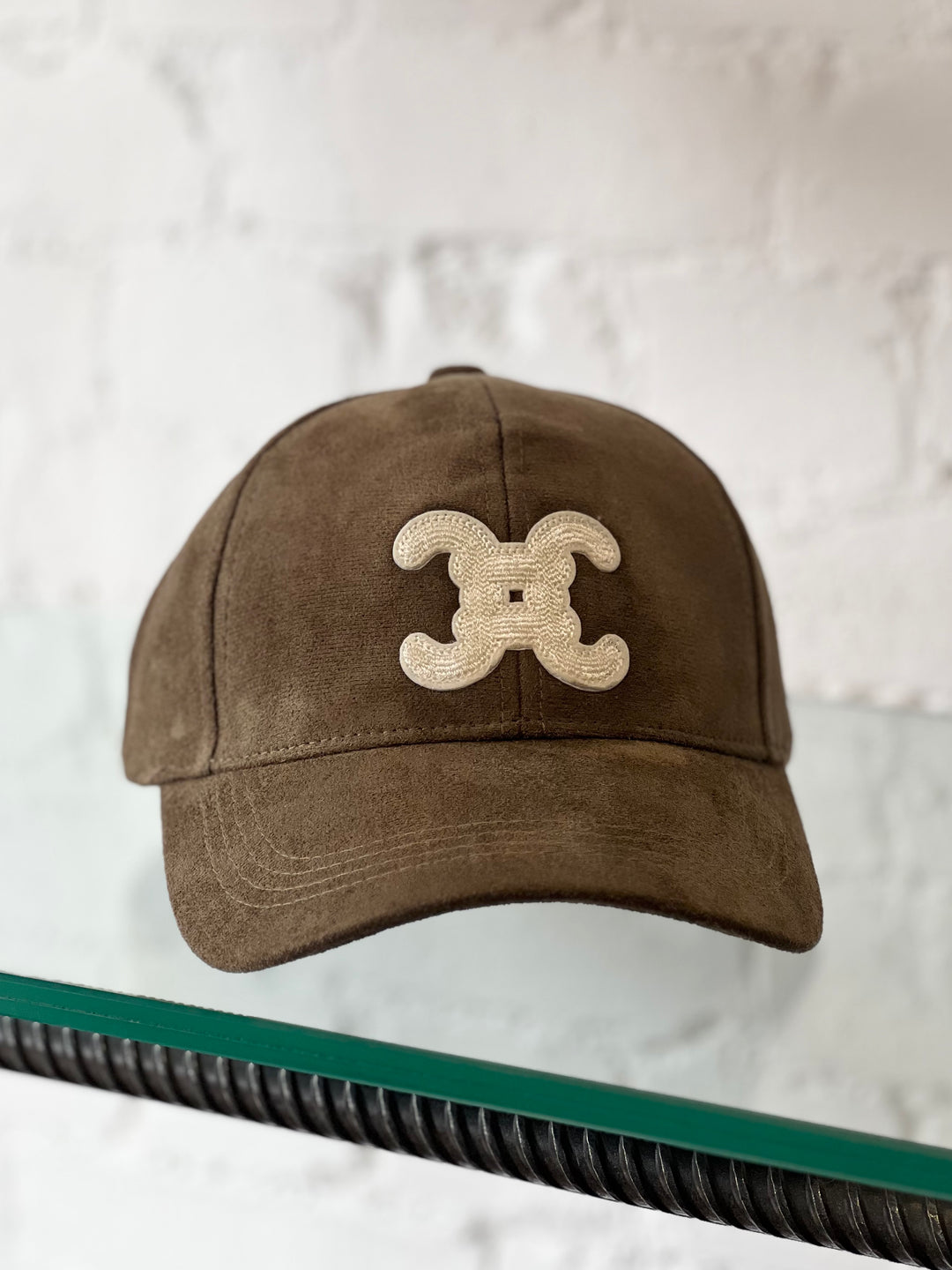 LOGO SUEDE CAP OLIVE