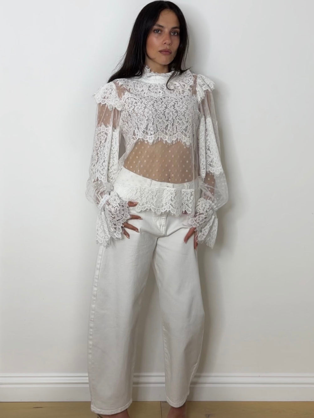 SHEER LACE TOP SPOT
