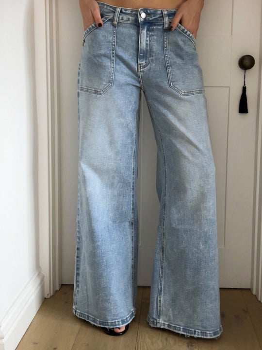 VINTAGE PATCH POCKET DENIM JEANS