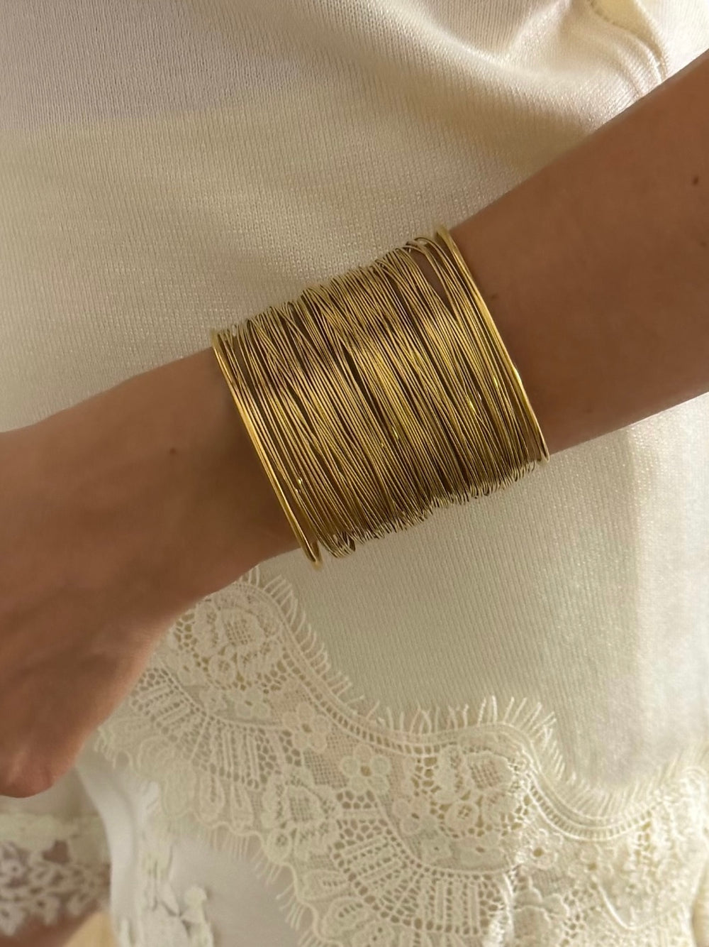 MULTI THREAD CUFF