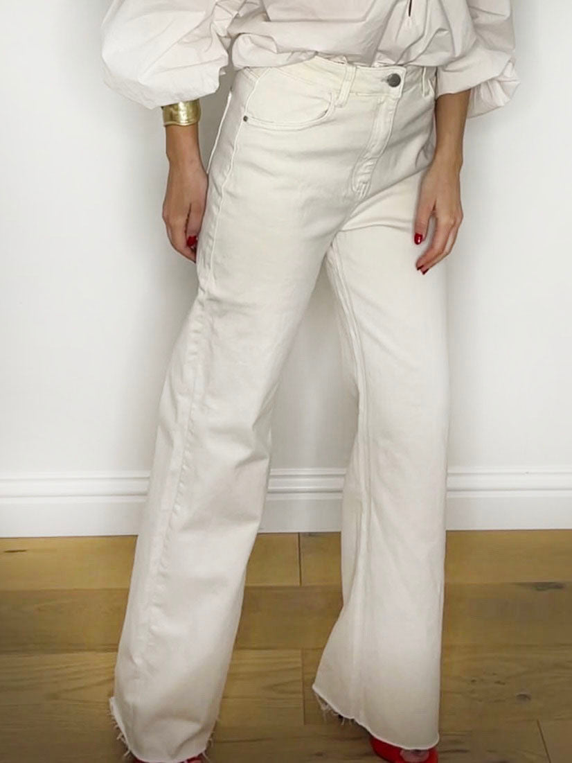 COLUMN FRAY DENIM JEANS