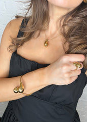 TEARDROP BANGLE GOLD