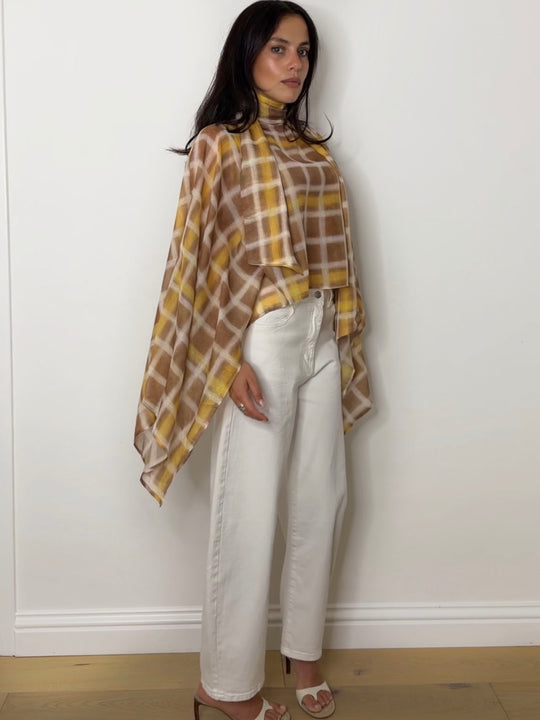 CHECK CAPE AND SCARF