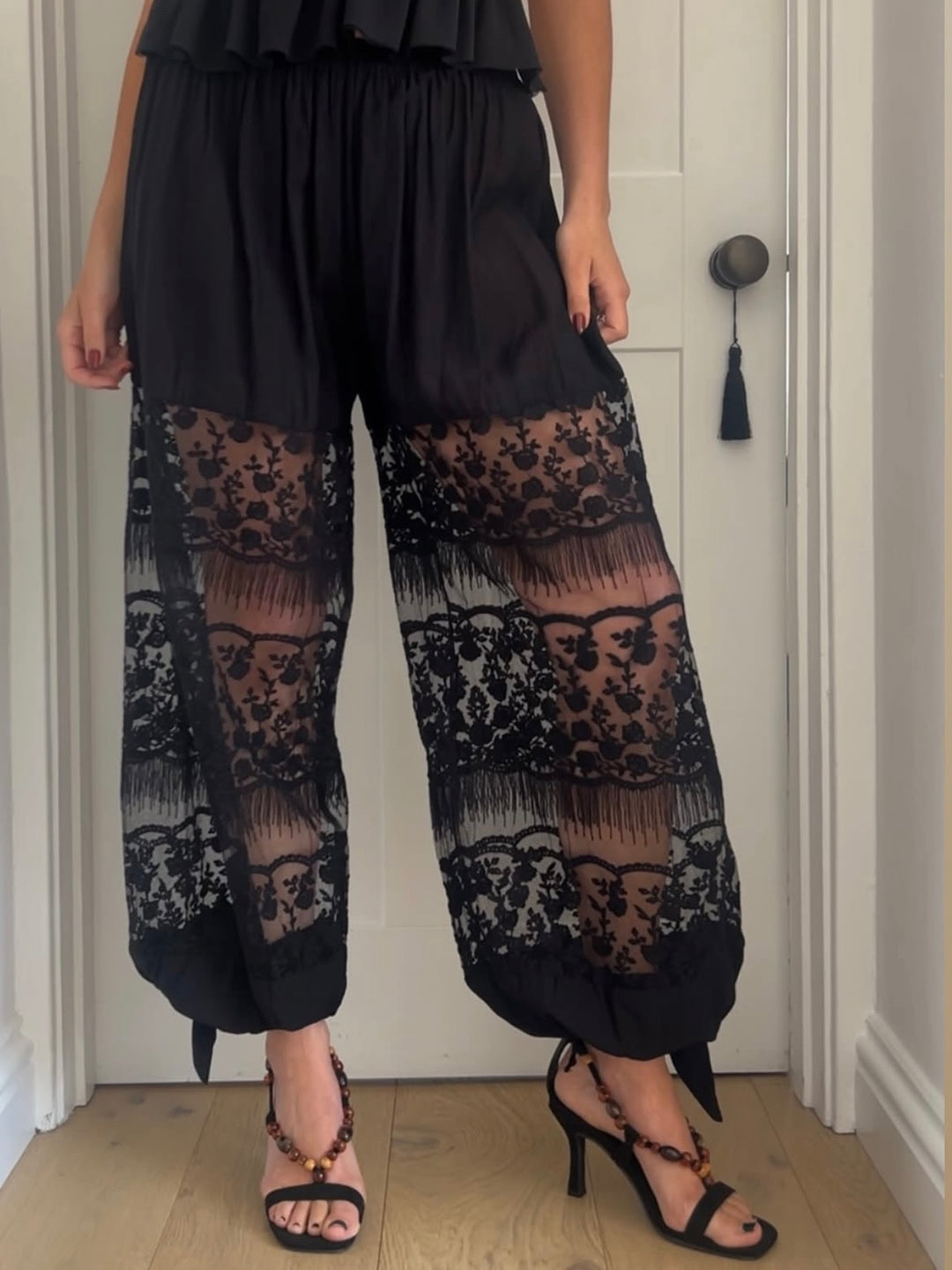 LACE TIE BALLOON TROUSERS BLACK