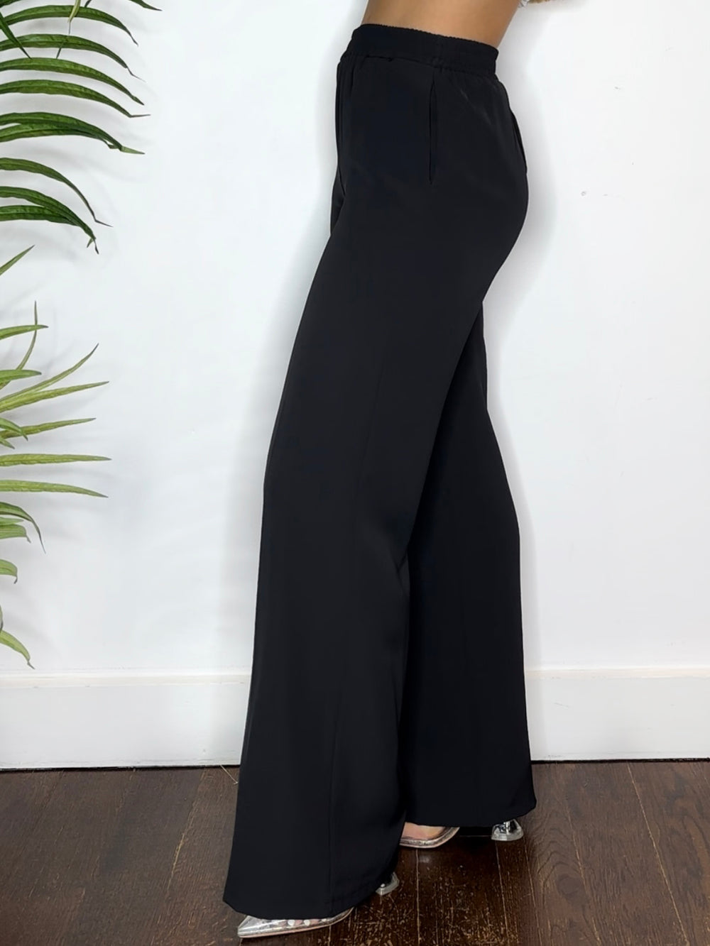 CREPE PALAZZO BLACK