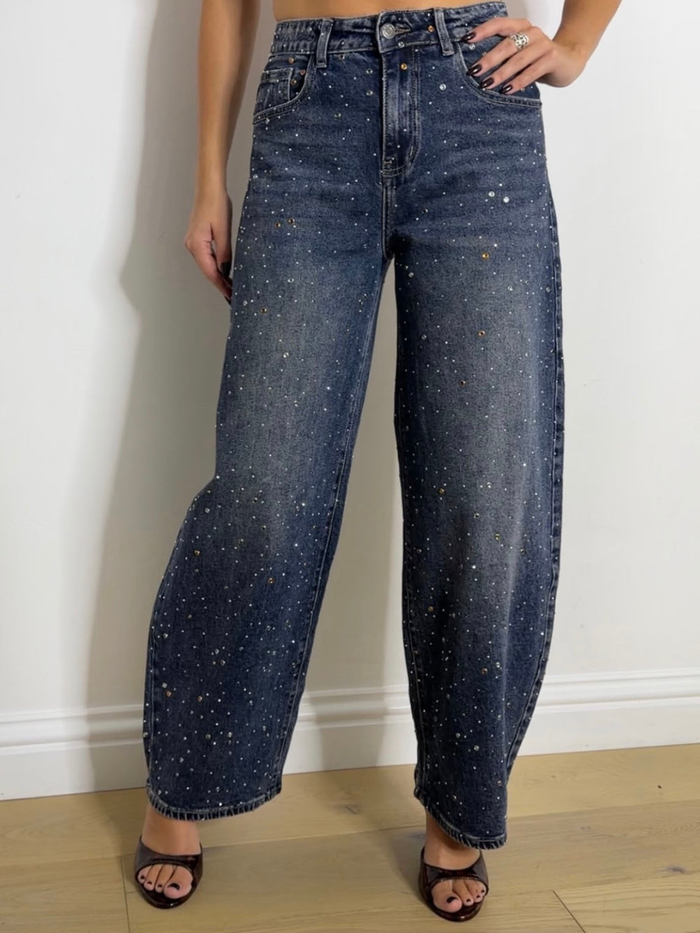 VINTAGE STUD BARREL DENIM