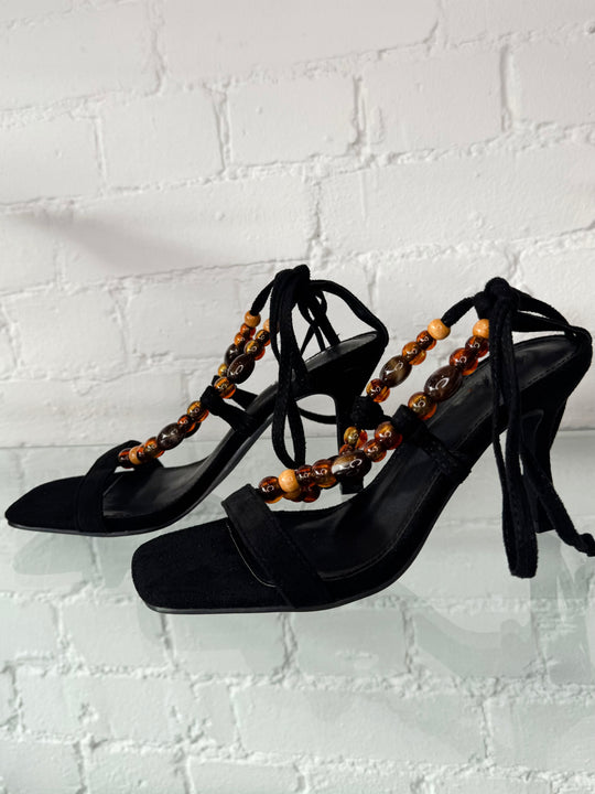 STRAPPY BEAD HEEL