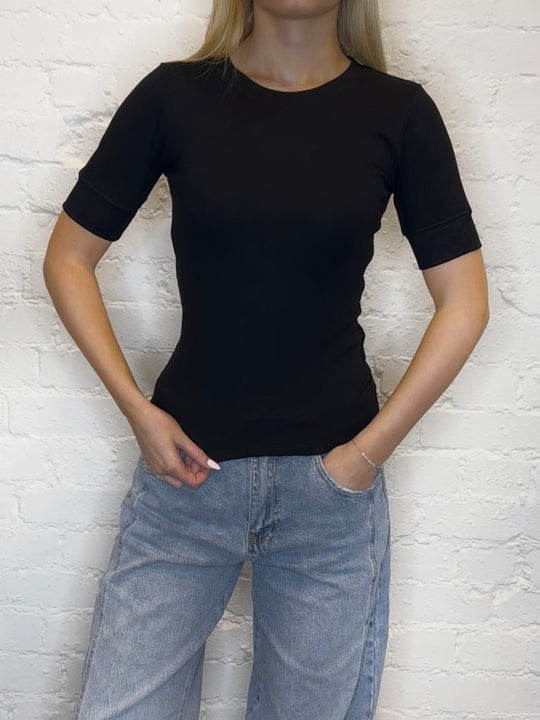 CLASSIC TEE BLACK