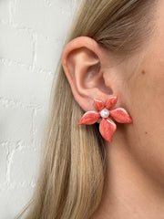DAISY PEARL EARRING CORAL