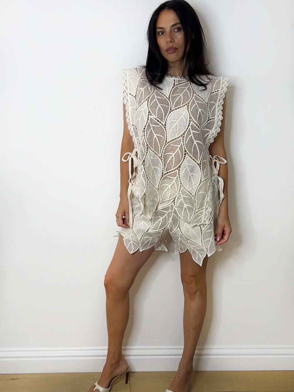 PETAL SHORTS SET CREAM