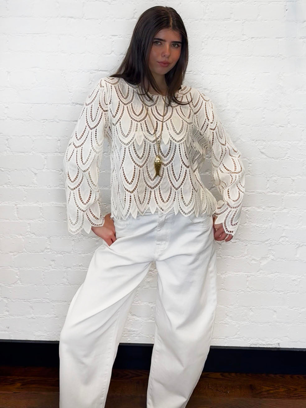 CROCHET PETAL TOP CREAM
