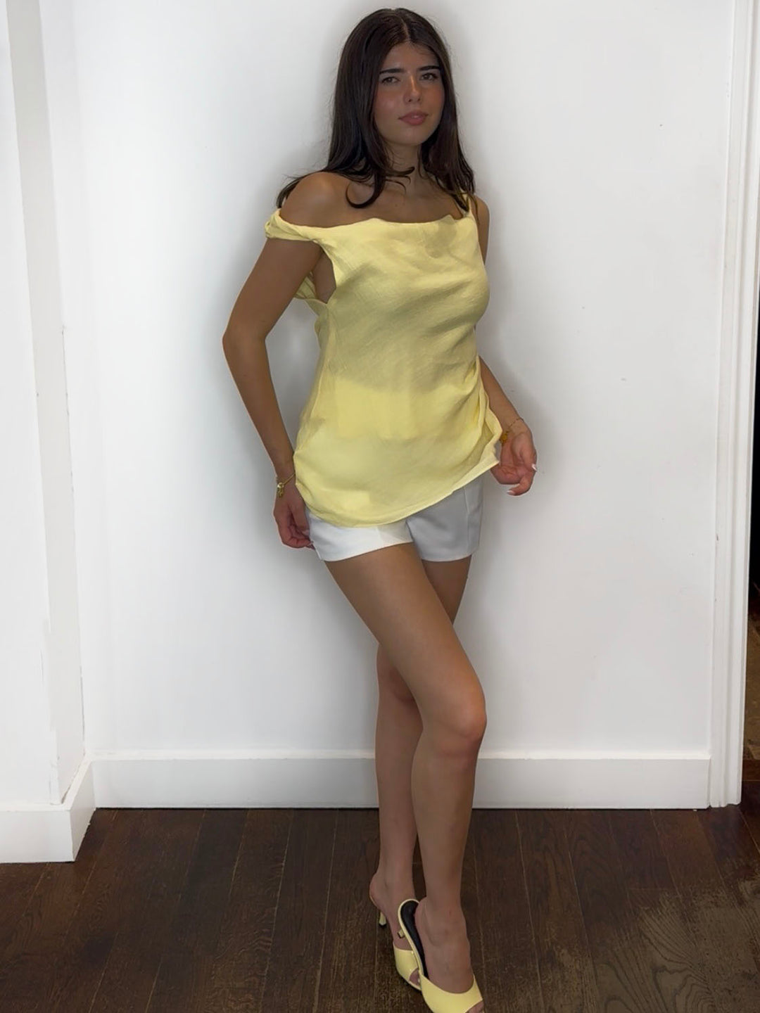 LARA DRAPE TOP LEMON