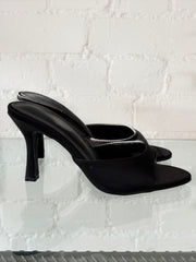 LUPITA HEEL BLACK