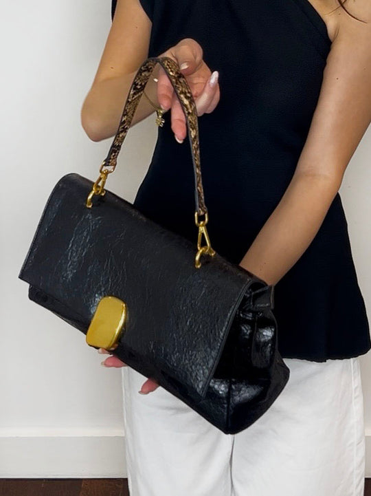 GOLD CLASP CLUTCH BLACK