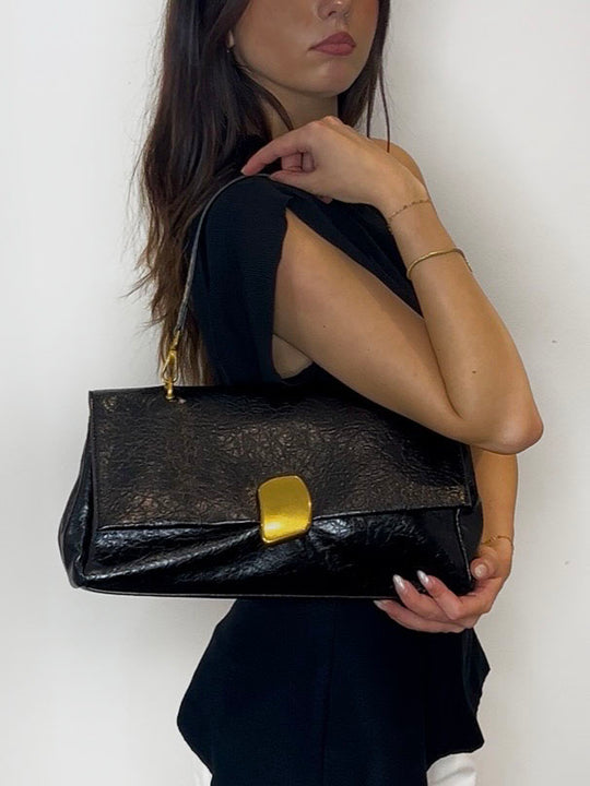 GOLD CLASP CLUTCH BLACK
