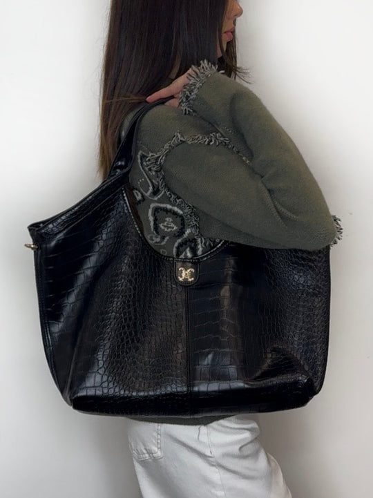 EMBLEM CROC BAG BLACK